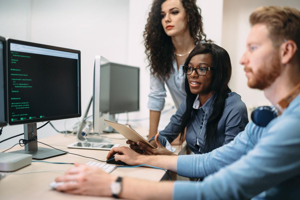 Top 4 Reasons to Learn How to Develop Your Own App