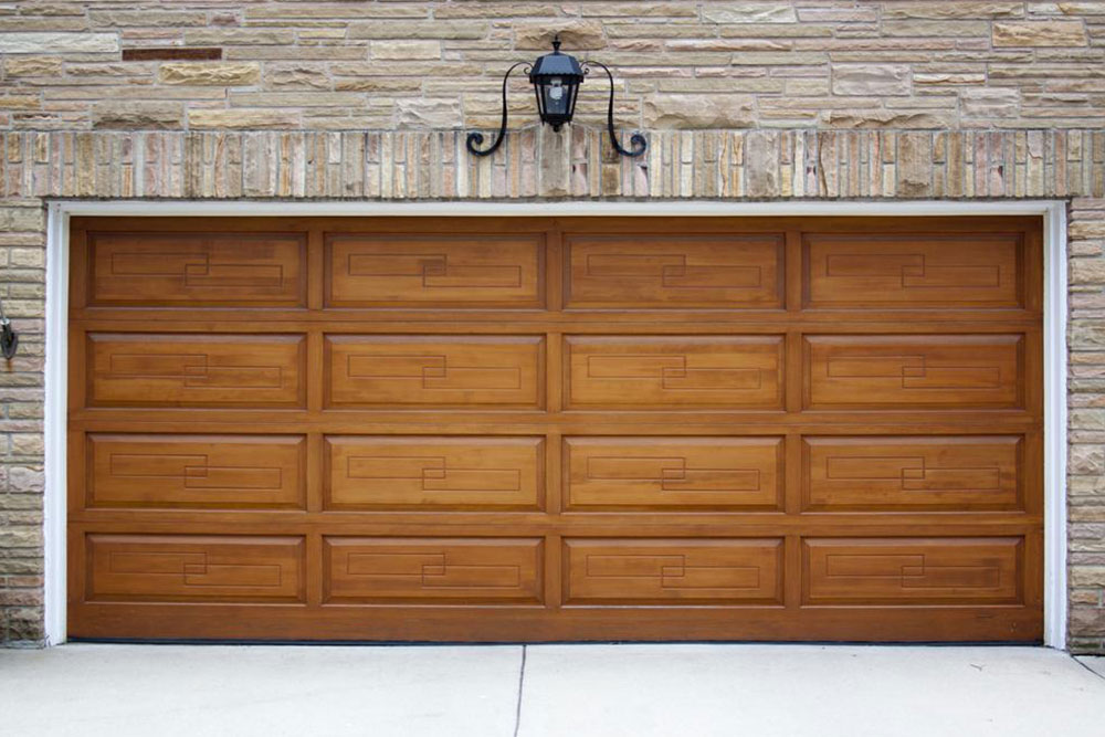Essential Guidelines for Designing and Choosing Garage Doors
