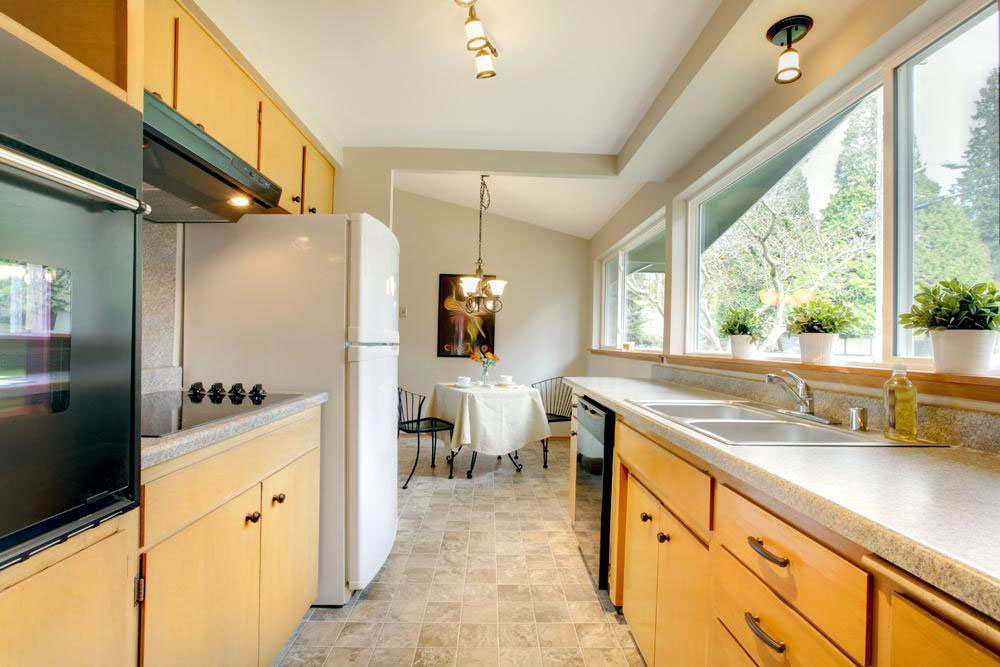 Cost-Effective and Space-Saving Solutions with Prefabricated Kitchen Cabinets