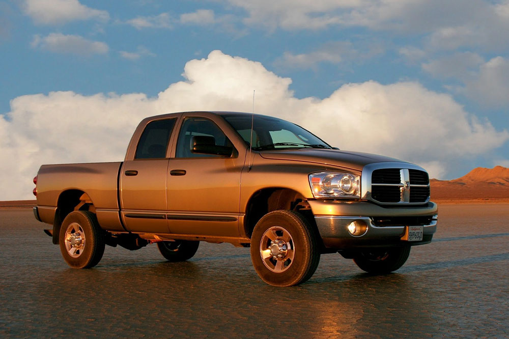 Overview of the Luxury Lincoln Mark LT Pickup Truck