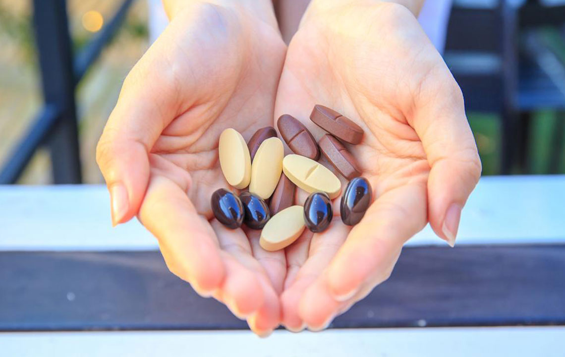 Top 4 Key Factors When Choosing Women's Multivitamins