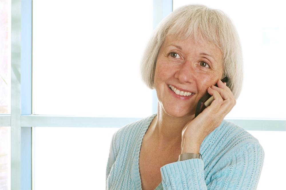 Free Mobile Phones for Seniors: How to Access Assistance