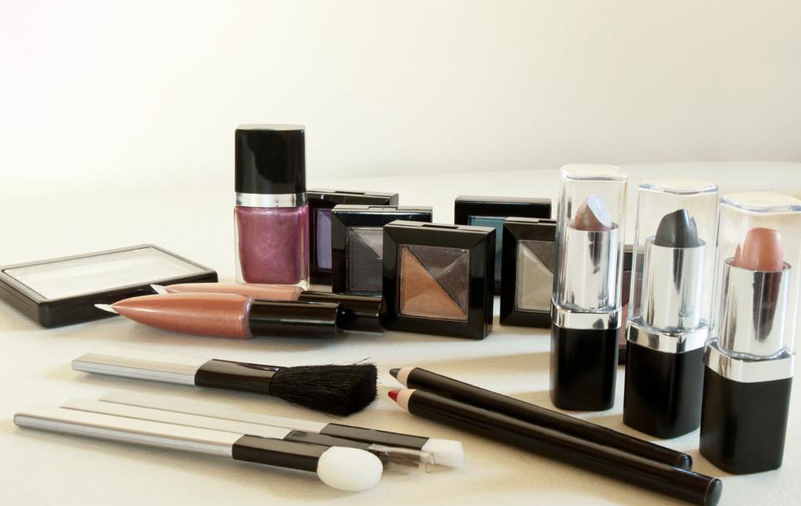 Top 5 Eco-Friendly, Animal-Friendly Cosmetic Brands You Should Know