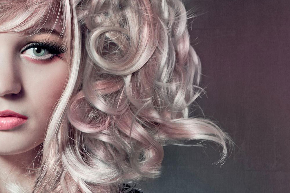 Top 4 Tips for Choosing Your First Wig
