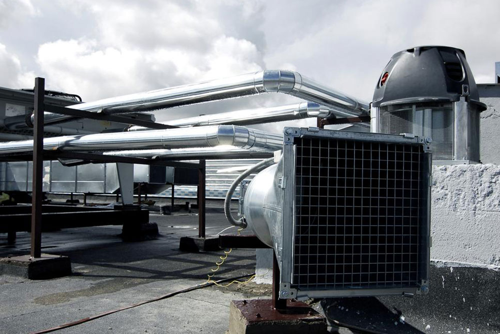 Top 3 Benefits of Maintaining Your Air Conditioner Ducts
