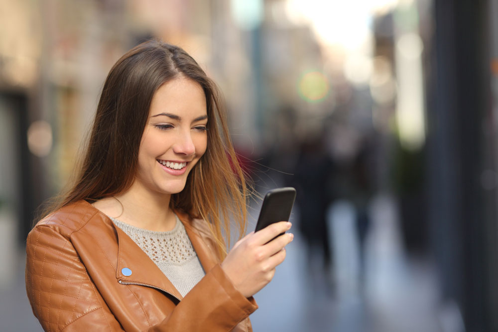 Latest Mobile Phone Trends: Top Brands, Models, and Features