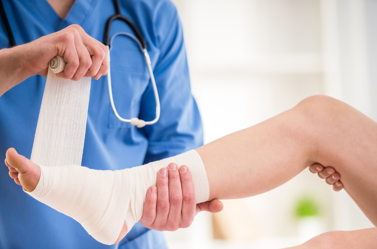 Effective Home Strategies to Alleviate Ankle Discomfort