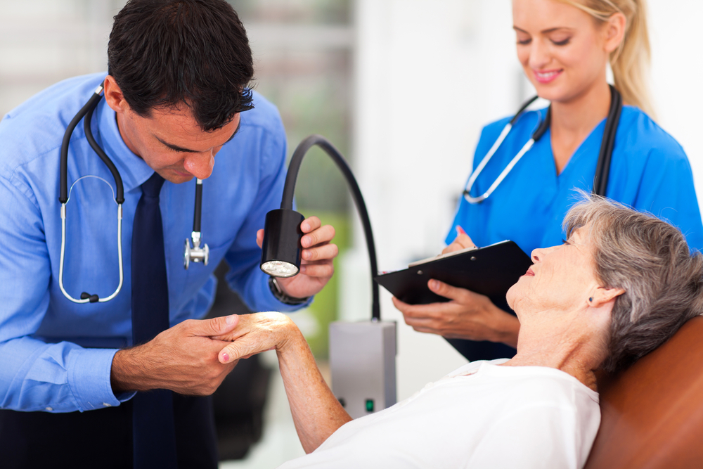 Comprehensive Guide to Atopic Dermatitis (Eczema): Causes, Symptoms, and Effective Management Strategies