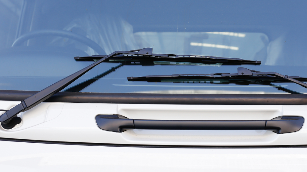 Risks of Choosing the Cheapest Windshield Repair and Replacement Options
