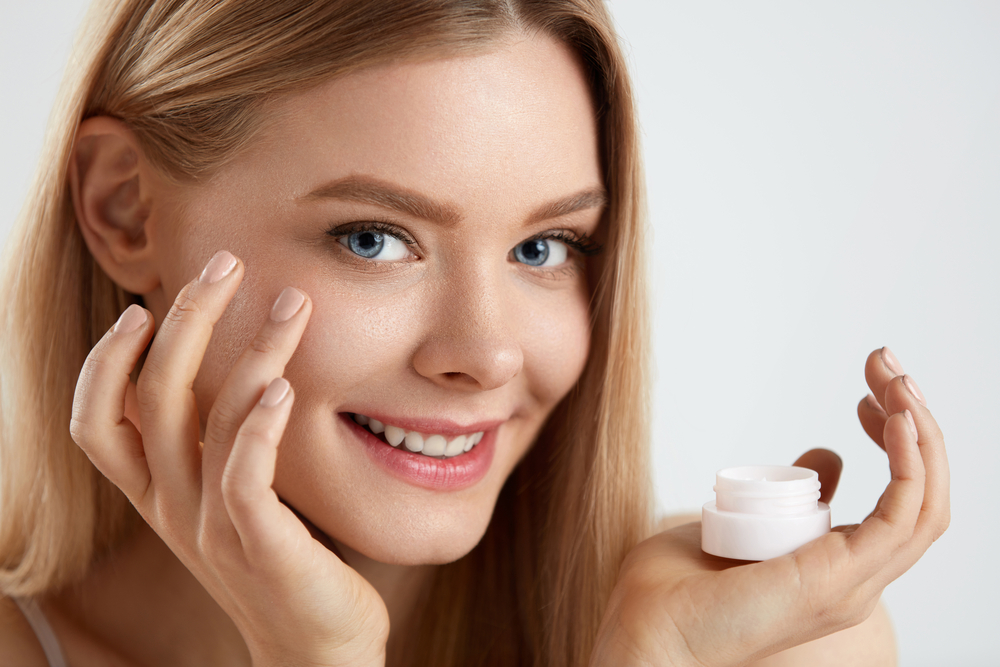 Comprehensive Guide to Choosing Effective Skincare Products for Dehydrated Skin