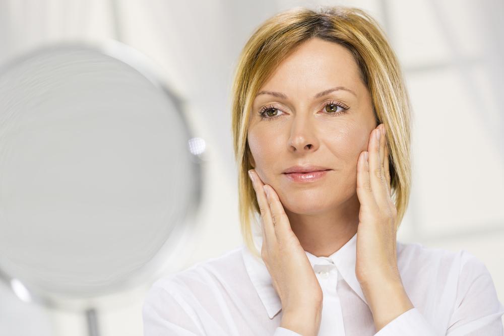 Top 10 Anti-Aging Skincare Products for Smooth, Youthful Skin