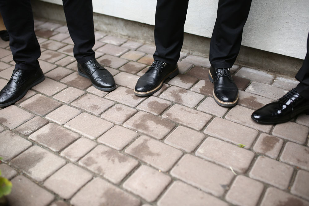 Essential Tips for Choosing Safe and Comfortable Restaurant Footwear