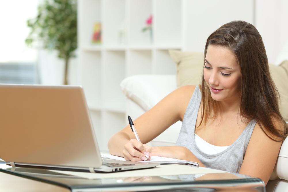 Key Traits of Top Online Universities