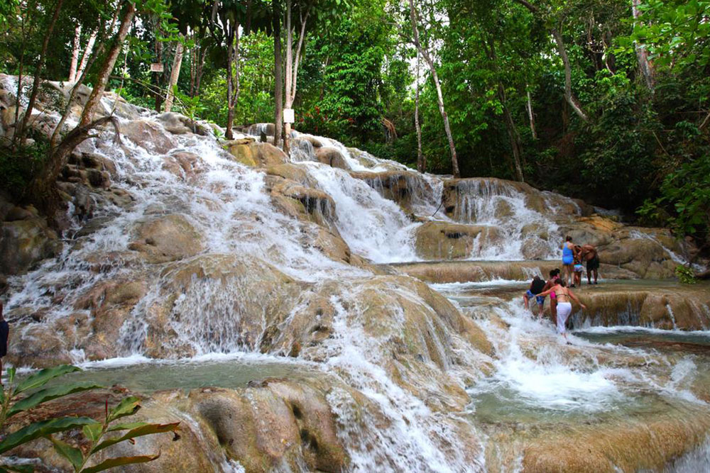 Exploring the Top 5 Must-Visit Destinations on an All-Inclusive Jamaican Vacation