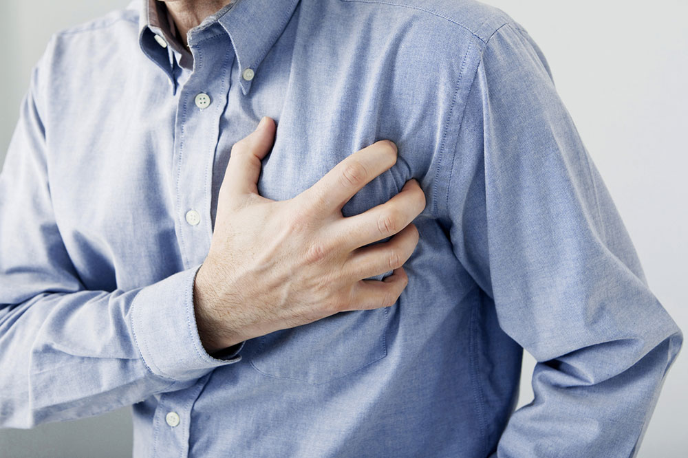 Comprehensive Guide to Heart Diseases: Recognizing Symptoms, Understanding Causes, and Identifying Risk Factors
