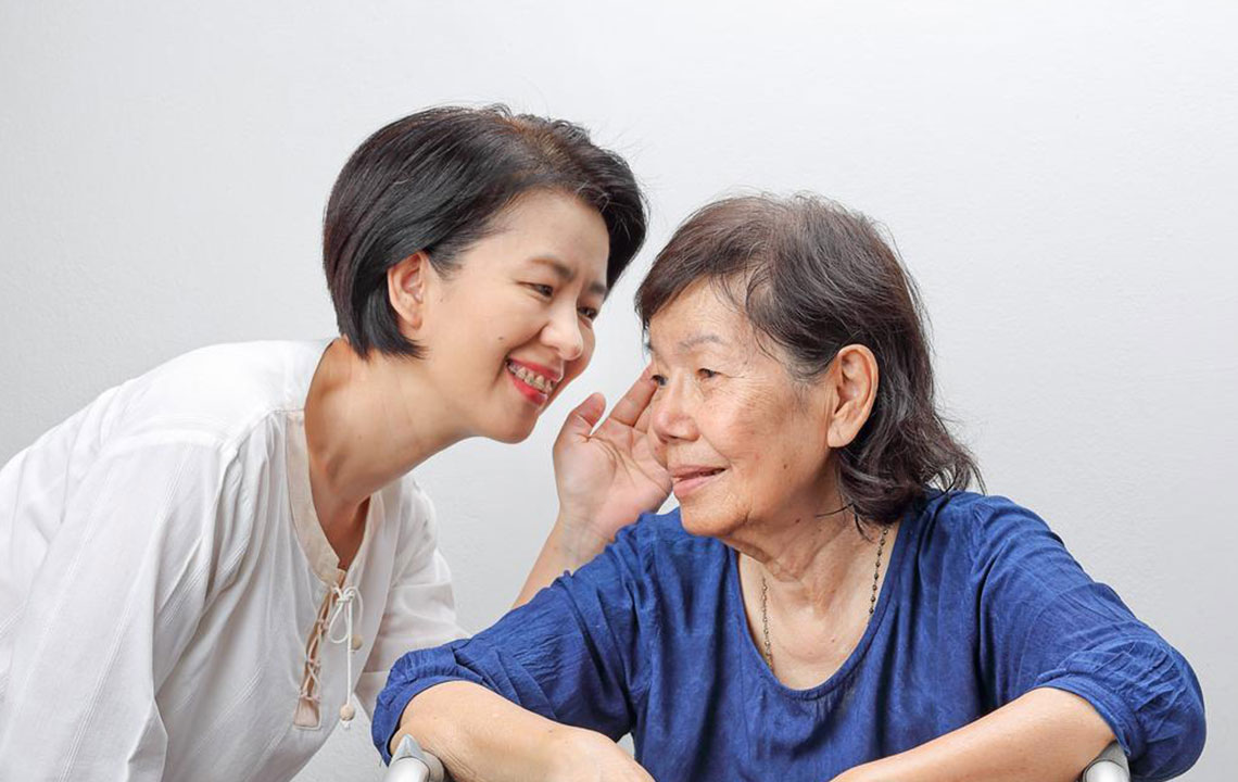 Comprehensive Guide to Age-Related Hearing Loss: Causes, Symptoms, and Treatment Options