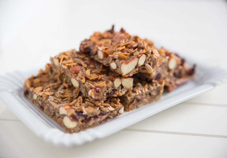 Delicious Homemade Peanut Butter Dessert Bars