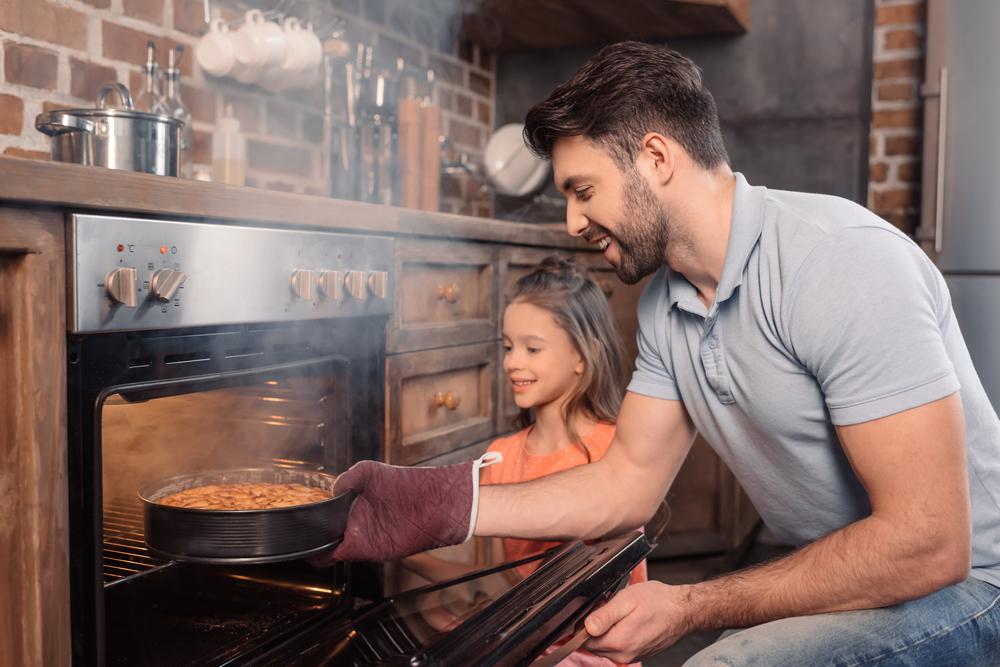 Choosing Between Built-In and Freestanding Ovens: Which Is Right for Your Kitchen?
