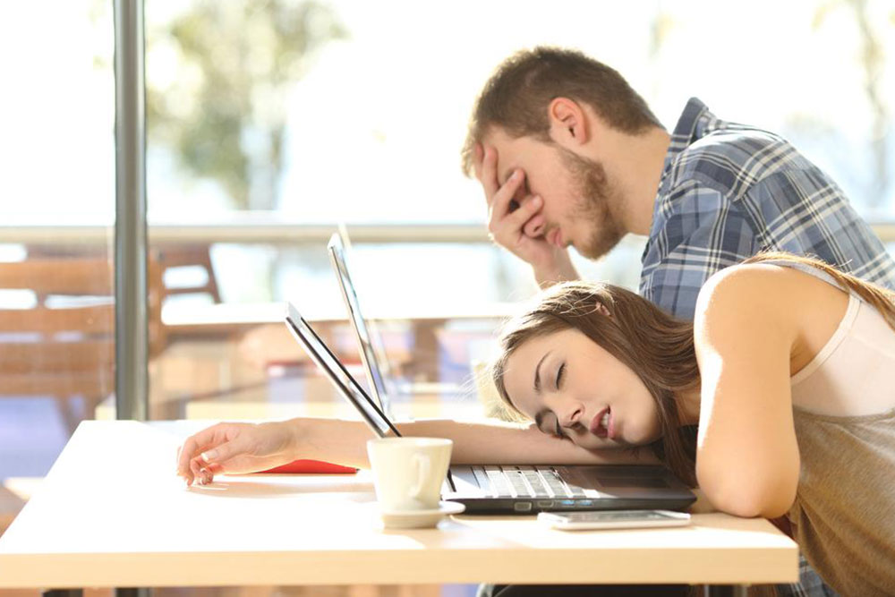 Comprehensive Guide to Chronic Fatigue: Causes, Symptoms, and Management Strategies