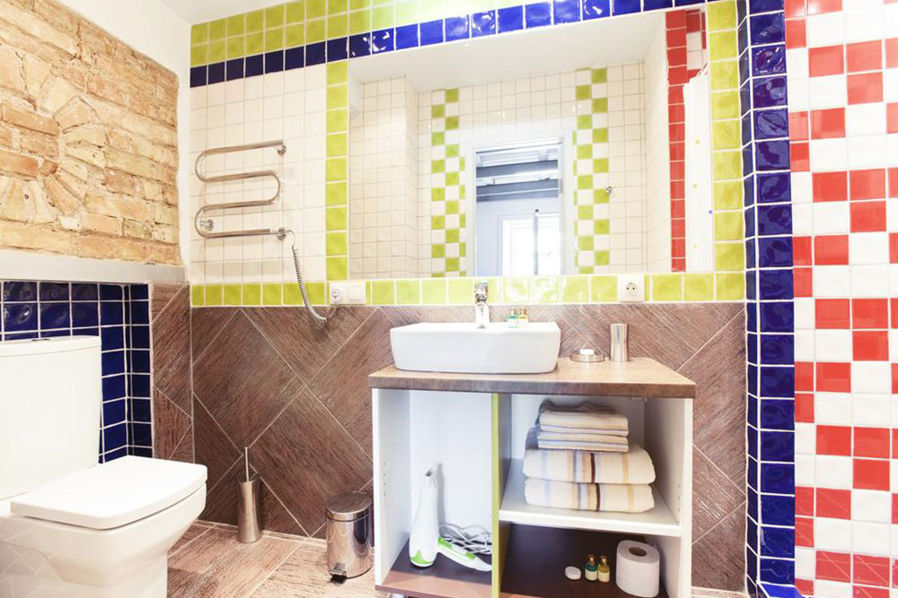 Expert Tips for Maximizing Small Bathroom Space with Smart Design Solutions
