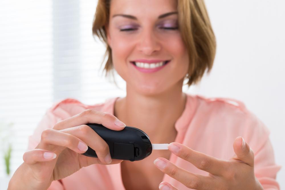 Comprehensive Guide to Monitoring and Managing Blood Glucose for Better Diabetes Control