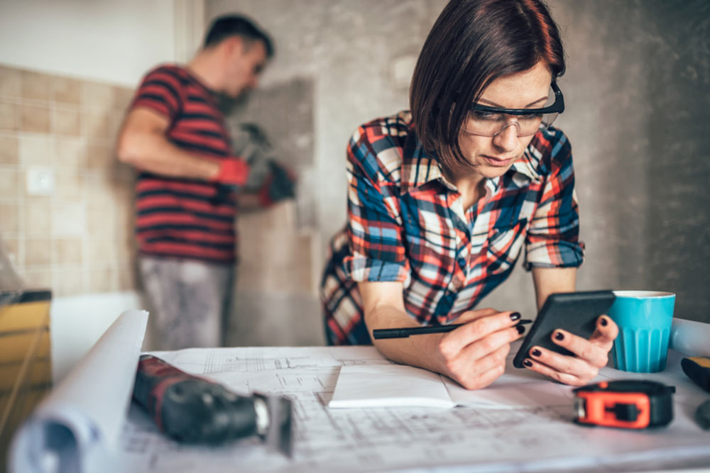 Guide to Selecting the Ideal AARP Jitterbug Smartphone for Seniors