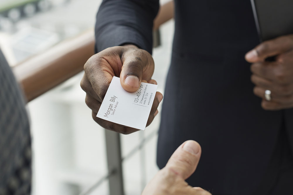 The Importance of Incorporating Business Cards into Your Networking Strategy