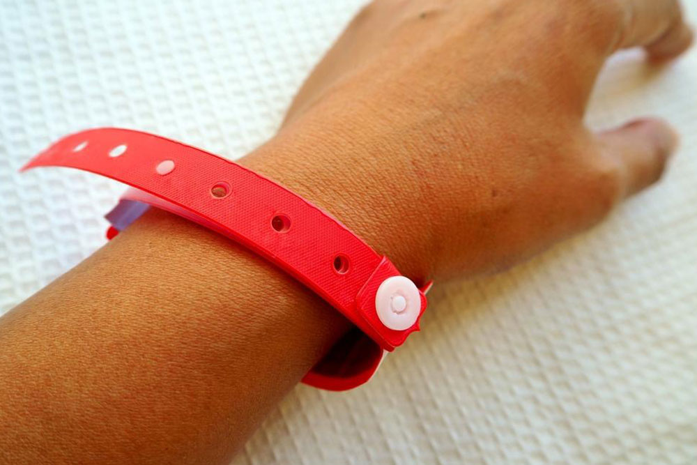 Essential Tips for Choosing and Engraving Your Medical Alert Bracelet