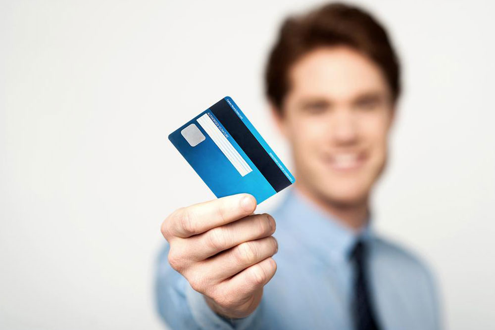 Top 7 Debit Cards to Prevent Debt and Maximize Savings
