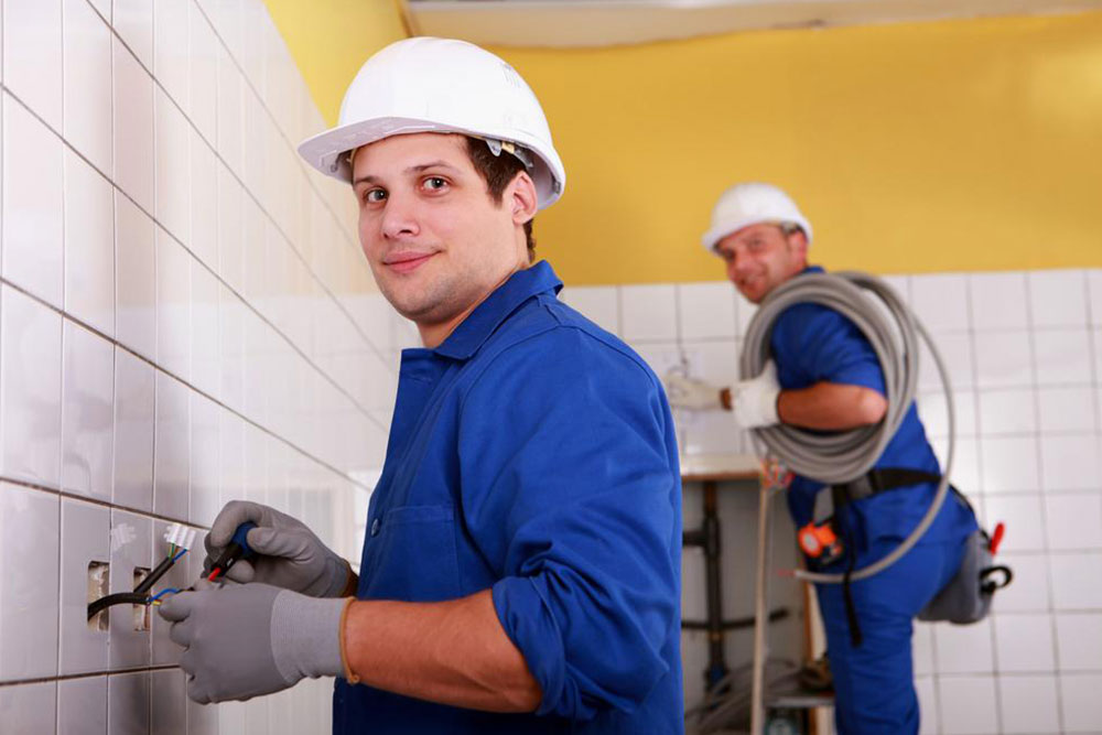 Ultimate Guide to Renovating Your Small Bathroom for a Bigger Feel and Better Functionality
