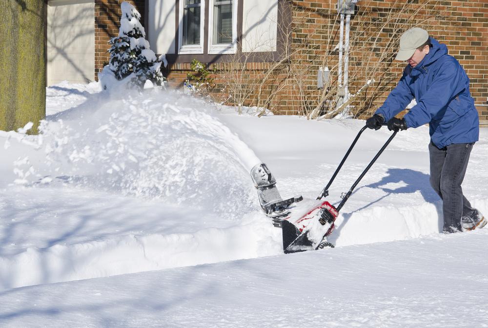 Essential Snow Clearing Tips and Top Snow Blower Recommendations