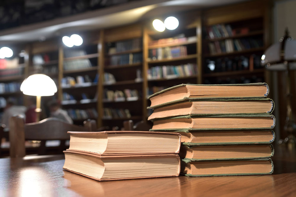 A Comprehensive Guide to Books and Literary Genres