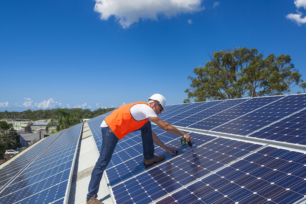 2024 Guide to Tesla Solar Panels: Pricing, Installation, and Funding Options