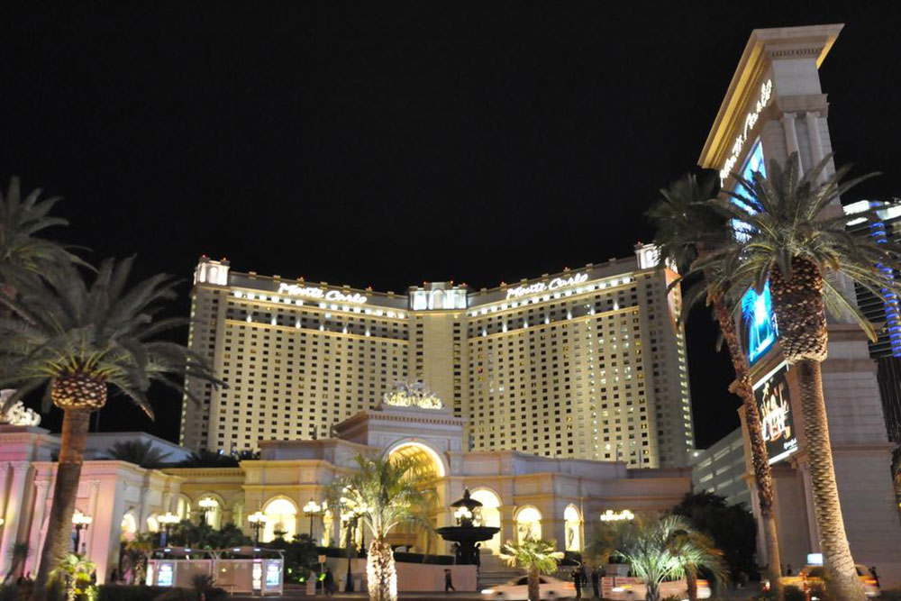 Ultimate Guide to Finding Discounted Hotels in Las Vegas: Top Websites and Tips