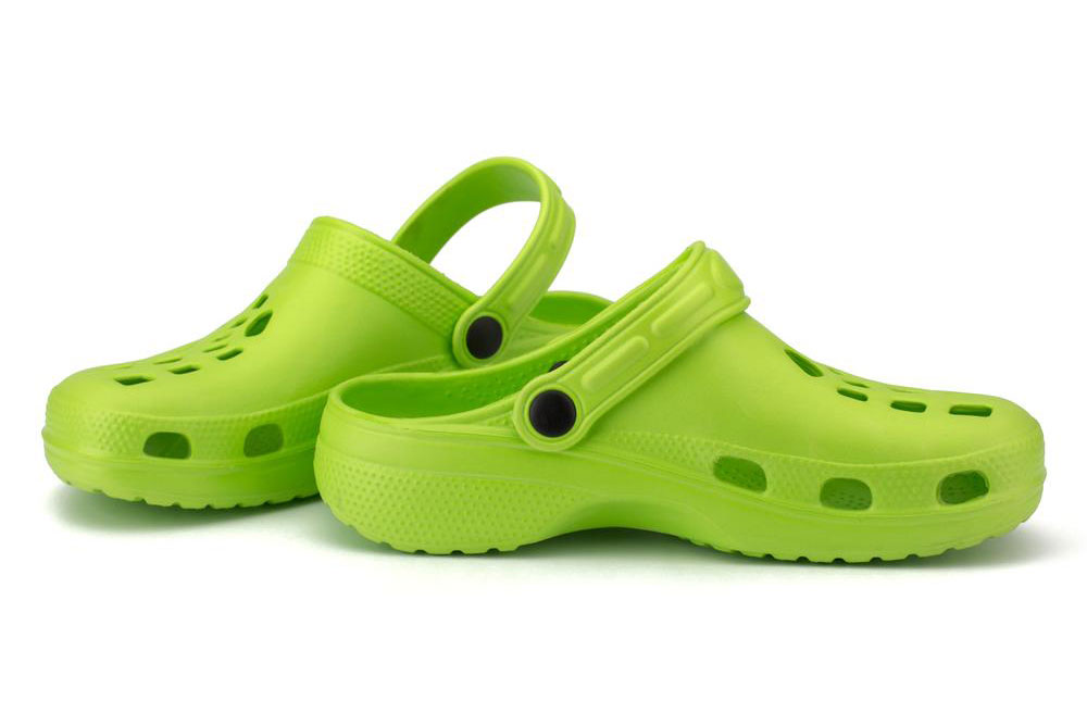 Top 4 Advantages of Wearing Crocs Shoes