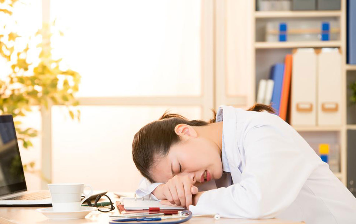 Understanding Bacterial Meningitis: Symptoms, Causes, and Management