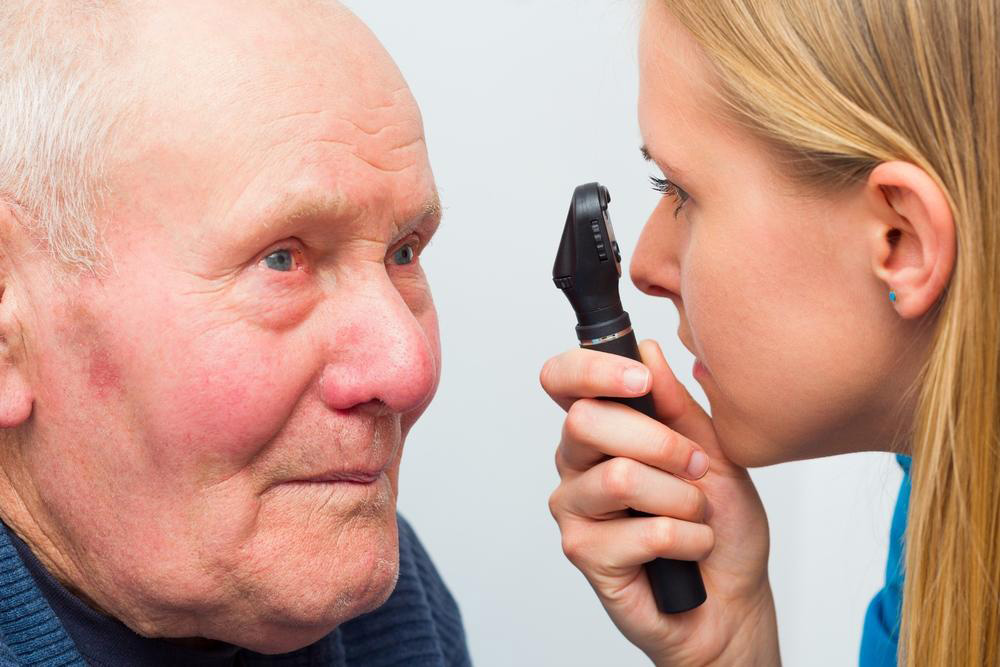 Understanding Cataracts: Causes, Types, Symptoms, and Treatment Options