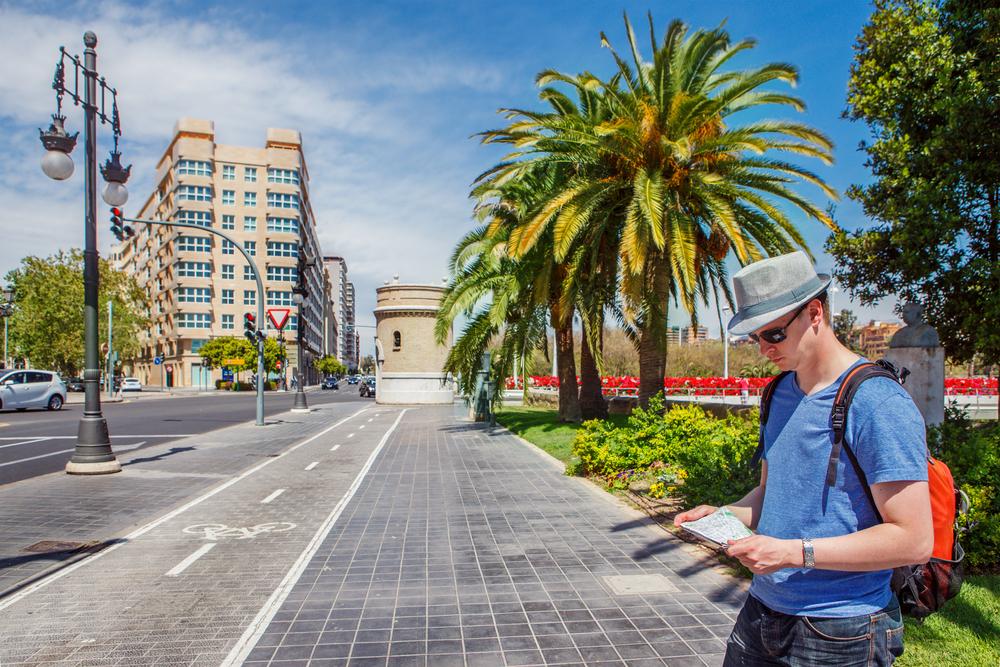 Cash Rewards vs. Travel Incentives: Which Is Better?