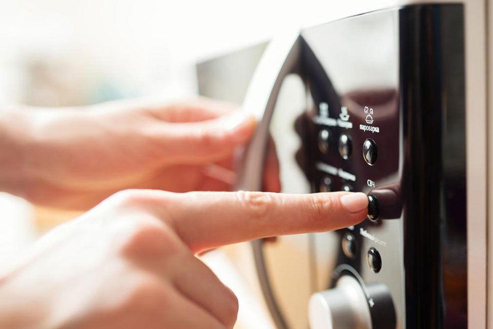 Comprehensive Guide to Selecting the Ideal Over-the-Range Microwave for Your Kitchen