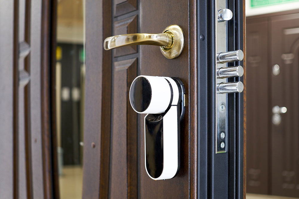 Essential Keyless Access Solutions for Small Business Offices