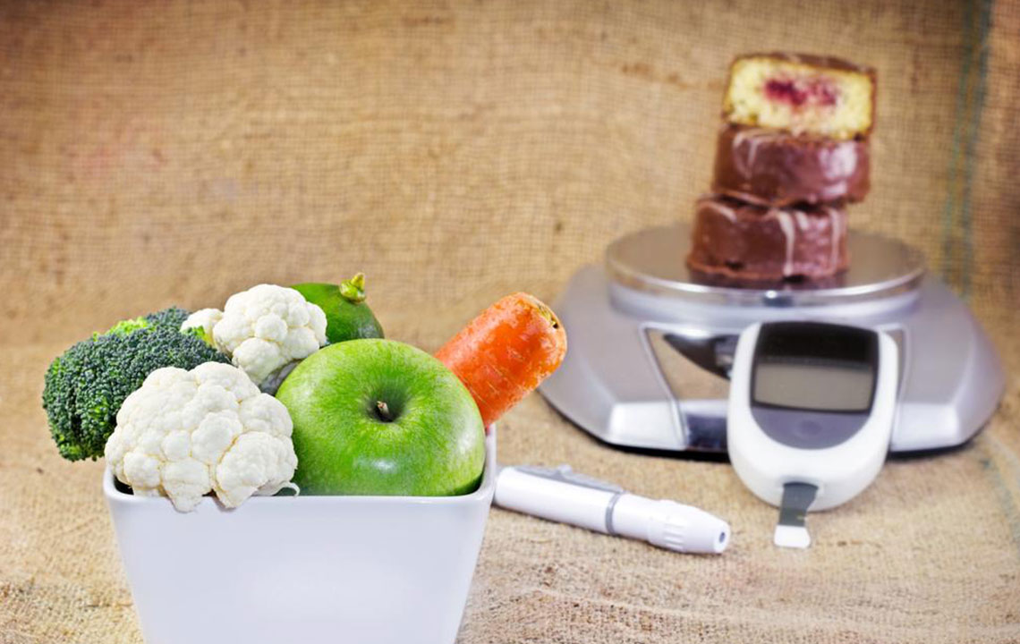 Optimal Diet Strategies for Managing Diabetes Effectively