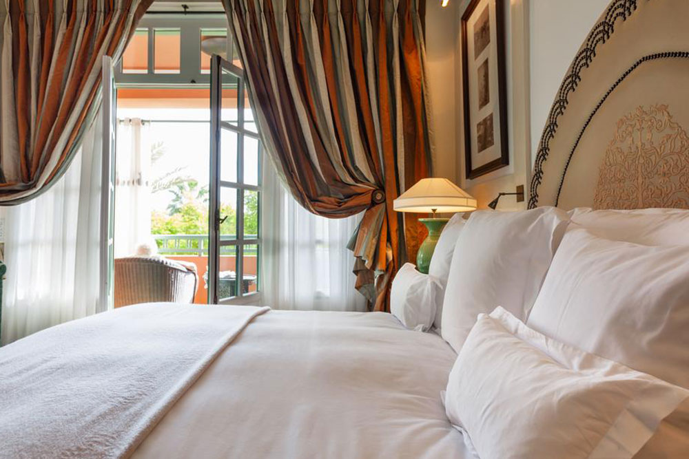 A Comprehensive Guide to Choosing Between Queen and King Beds for Enhanced Comfort
