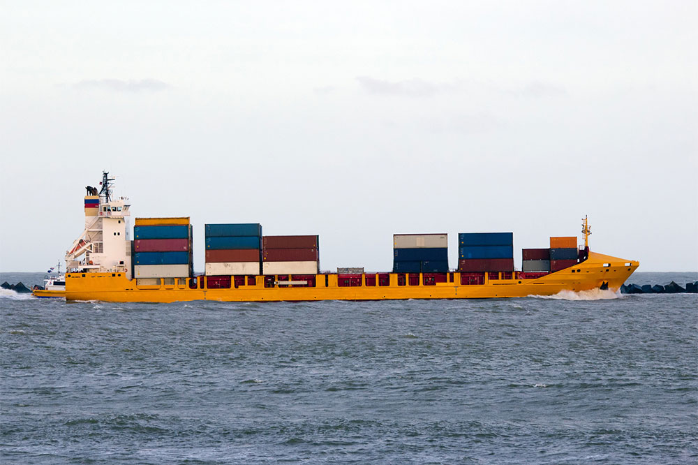Advantages and Disadvantages of Marine Transportation