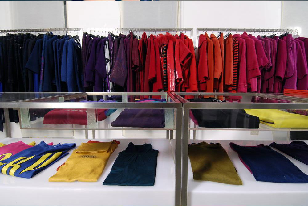 Guide to Selecting Ideal Work Attire for Employees