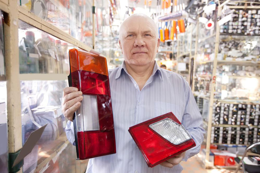 Essential Tips for Buying Auto Parts from RockAuto