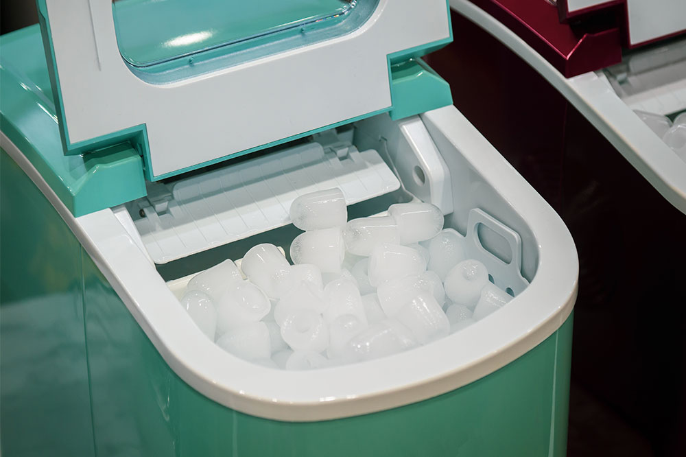 Top 8 Frigidaire Ice Makers Deals for Cyber Monday
