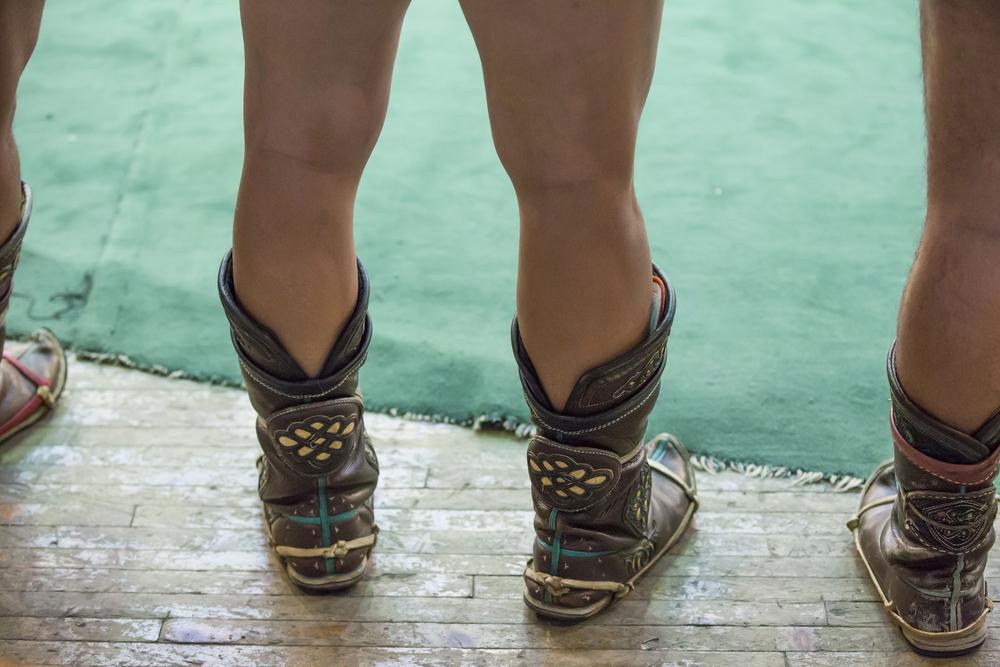 Top Reasons to Choose Asics Wrestling Shoes for Performance and Durability