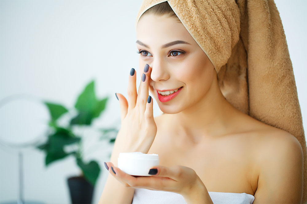 Comprehensive Guide to Skincare Products and Regimens