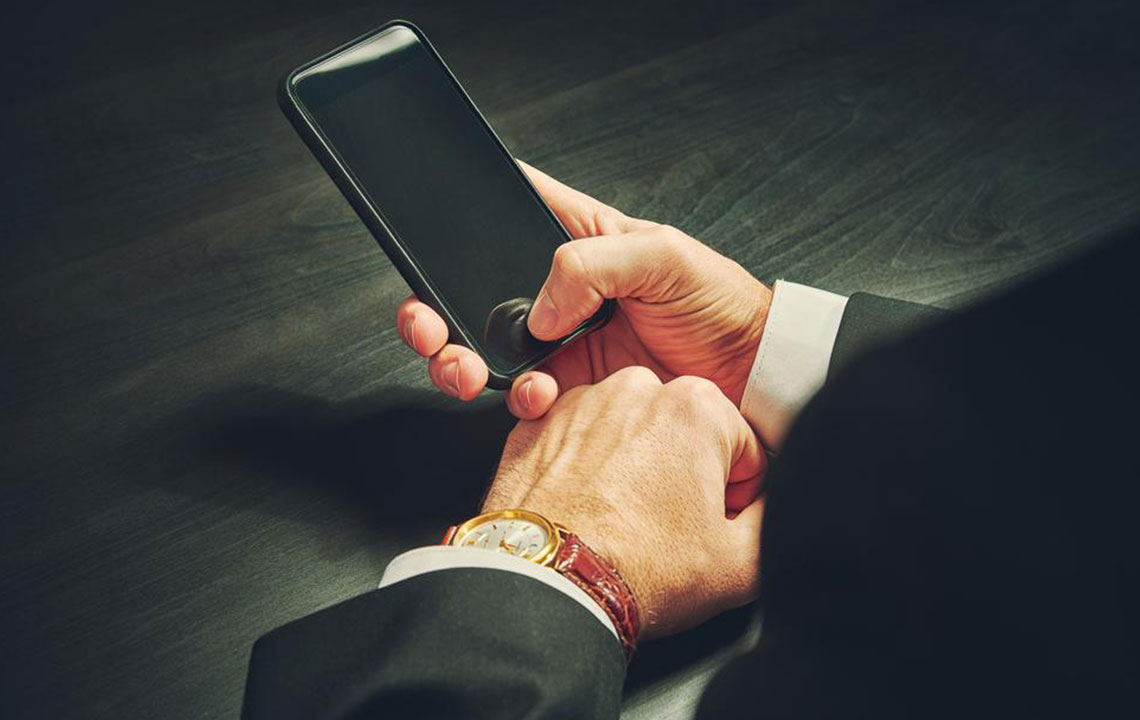 Simplify Your Connectivity with Straight Talk Mobile Phones