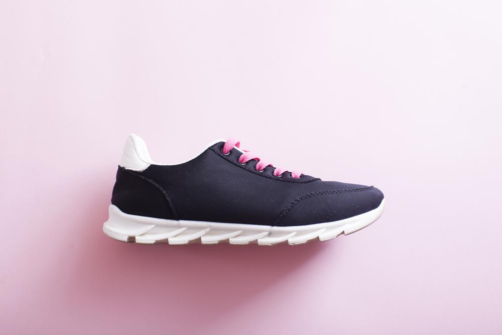 Affordable Shoes Online: Top Retailers with Free Shipping Deals